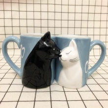 INSTOCK COUPLE CAT CUP